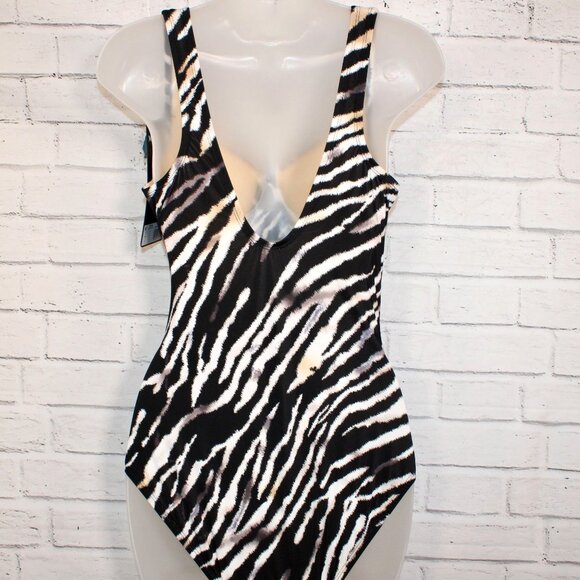 Miraclesuit Women's Tigre Sombra Escape Underwire One-Piece Swimsuit Size 10 NWT - Picture 9 of 10